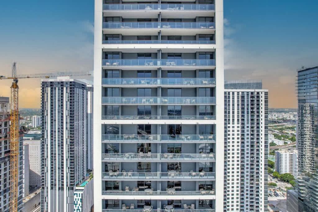Apartment Modern 1br With Pool Miami