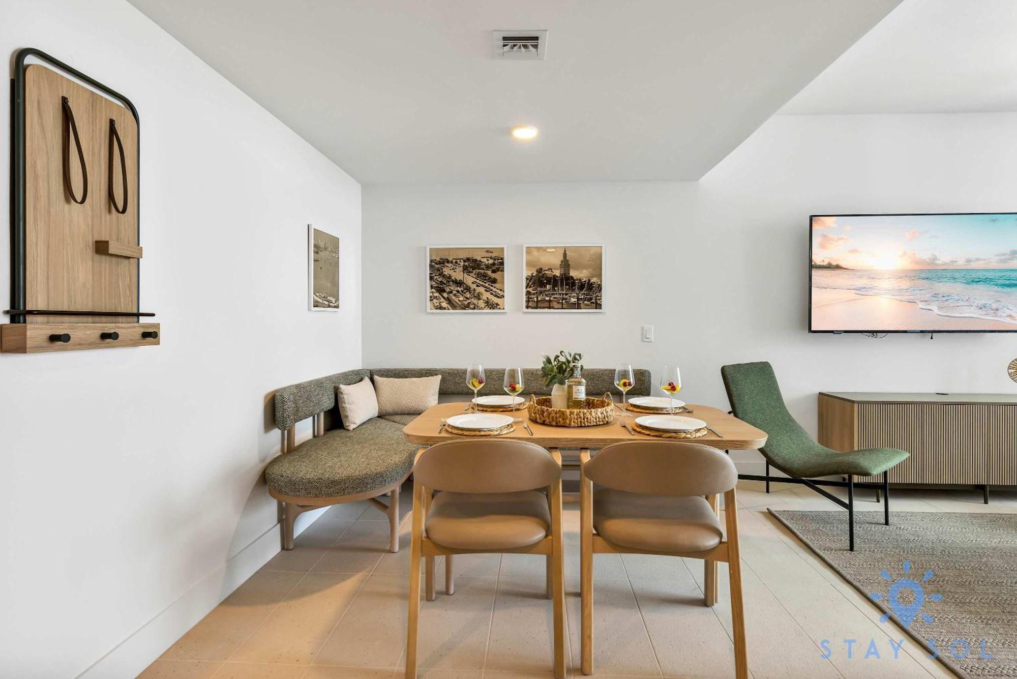 Modern 1br With Pool