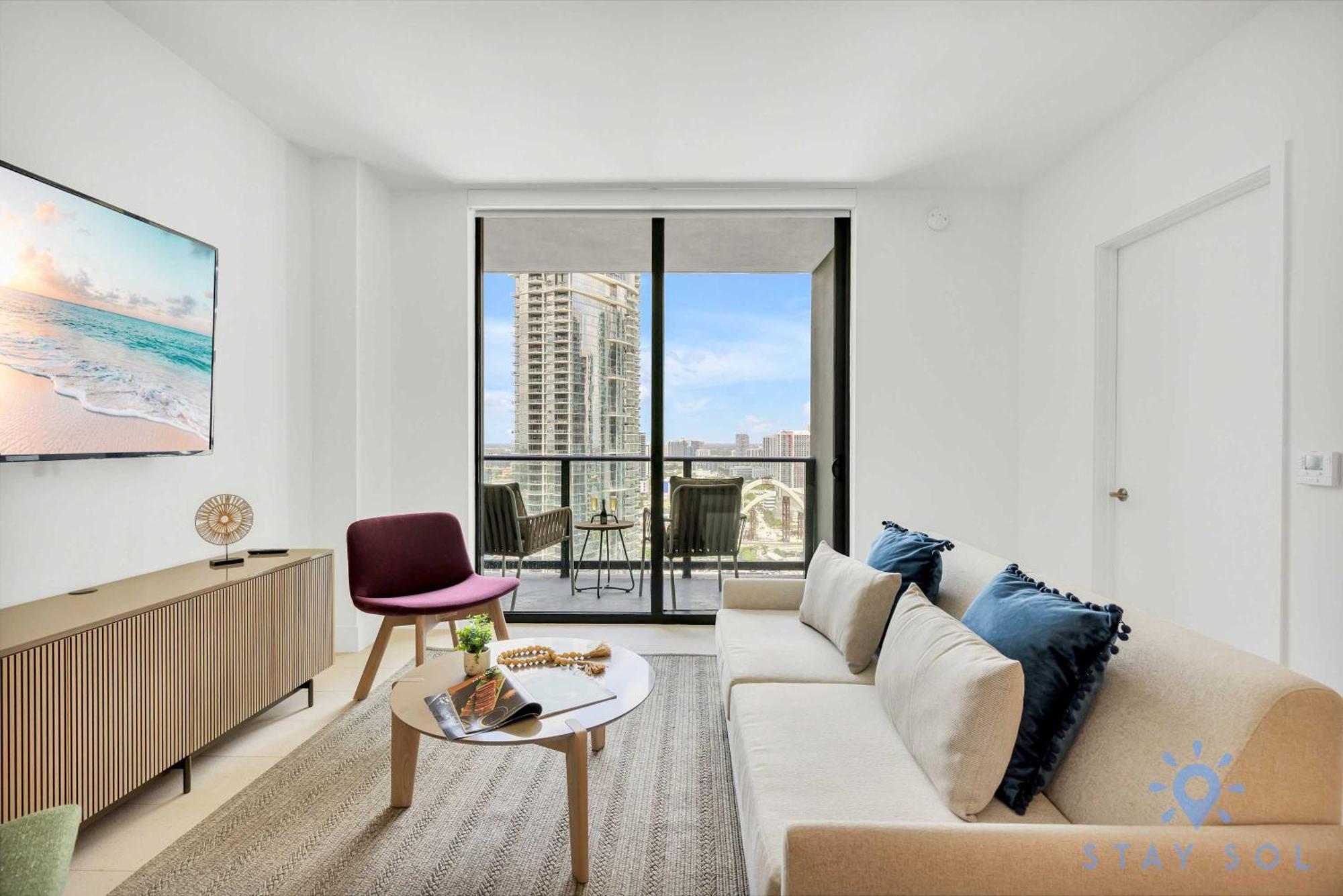 Modern 1br With Pool Apartment *